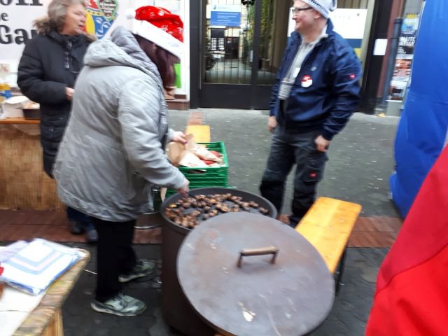 28. Nikolausmarkt der Bornheimer Vereine 2018